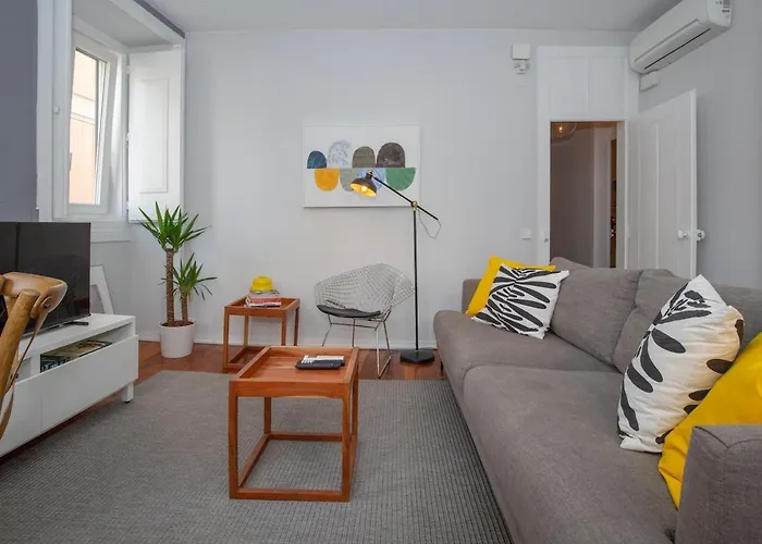 Cozy Bernardes 2bedroomapt With Ac Апартаменты Лиссабон