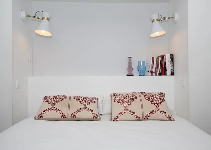 Cozy Bernardes 2bedroomapt With Ac Апартаменты Лиссабон